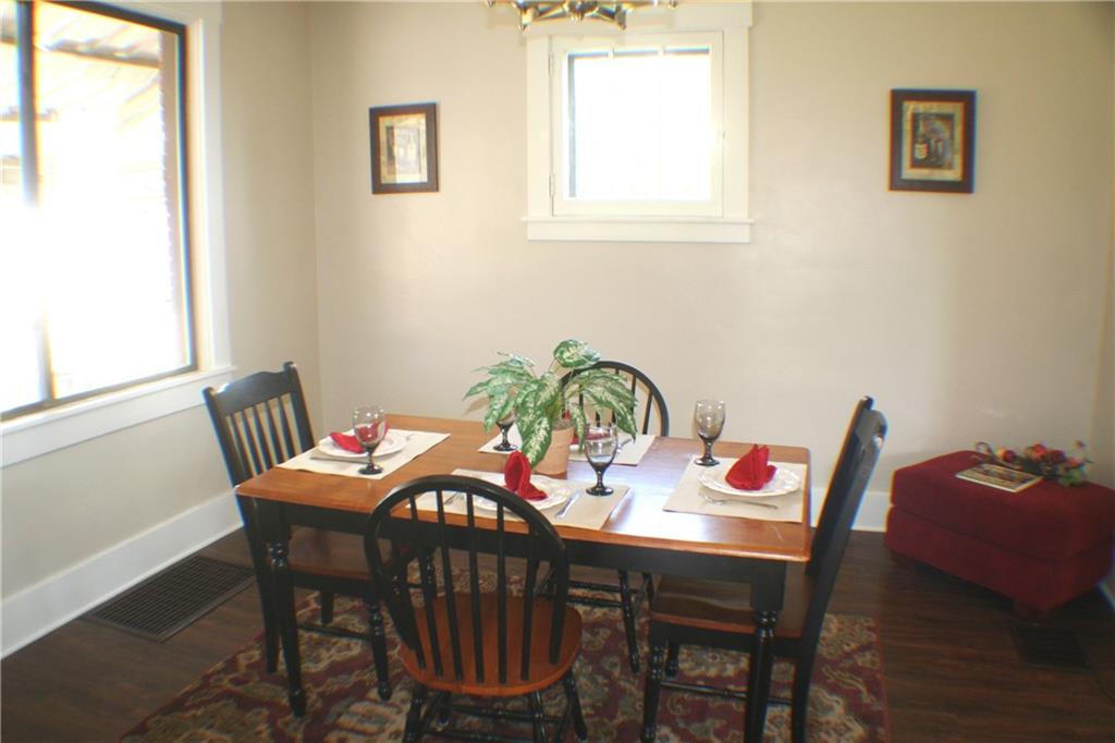 517 Elizabeth Avenue McKees Rocks, PA 15136 - Photo 8 of 25 Gallery Image 8