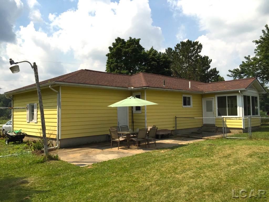 1402 Shepherd Road Tecumseh, MI 49286 - Photo 3 of 24 31258405-3.JPG
