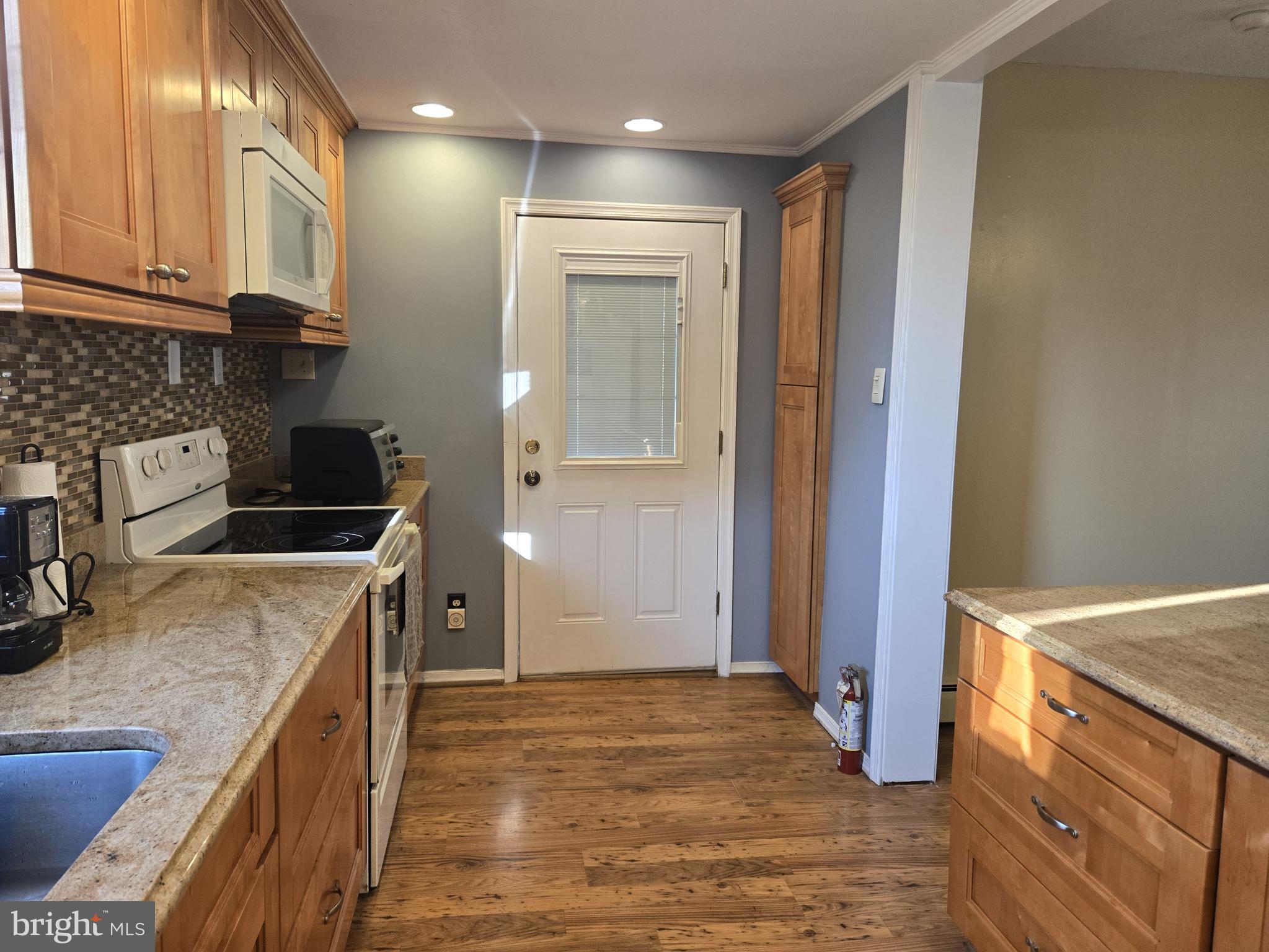 1439 Blueball Avenue Linwood, PA 19061 - Photo 9 of 19 Kitchen