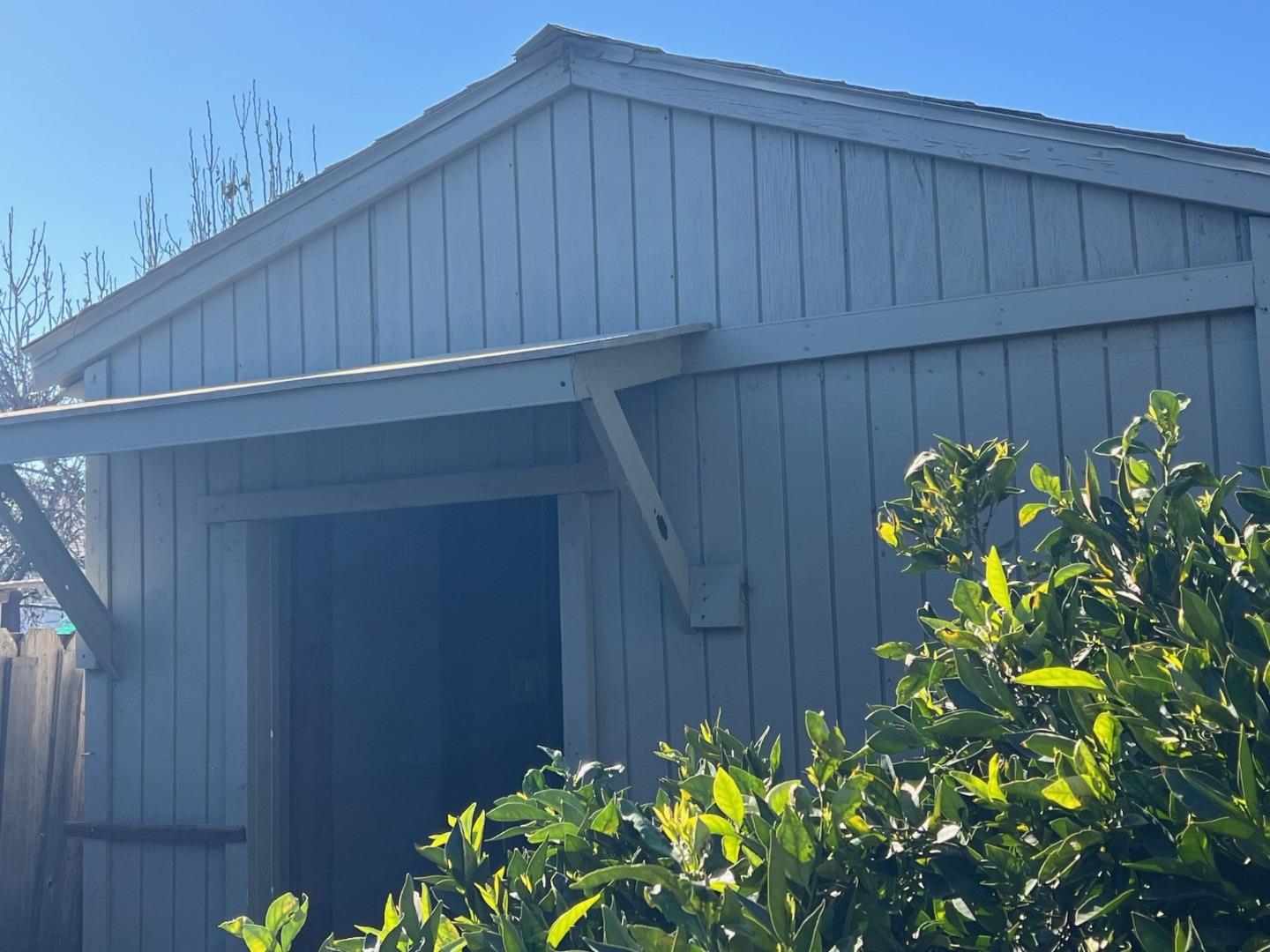 334 Hull Avenue San Jose, CA 95125 - Photo 12 of 12 a view of a wooden fence