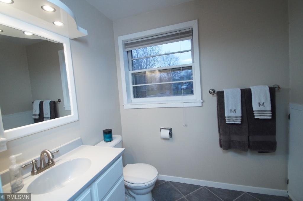 2177 Roth Place White Bear Lake, MN 55110 - Photo 16 of 17 Gallery Image 16