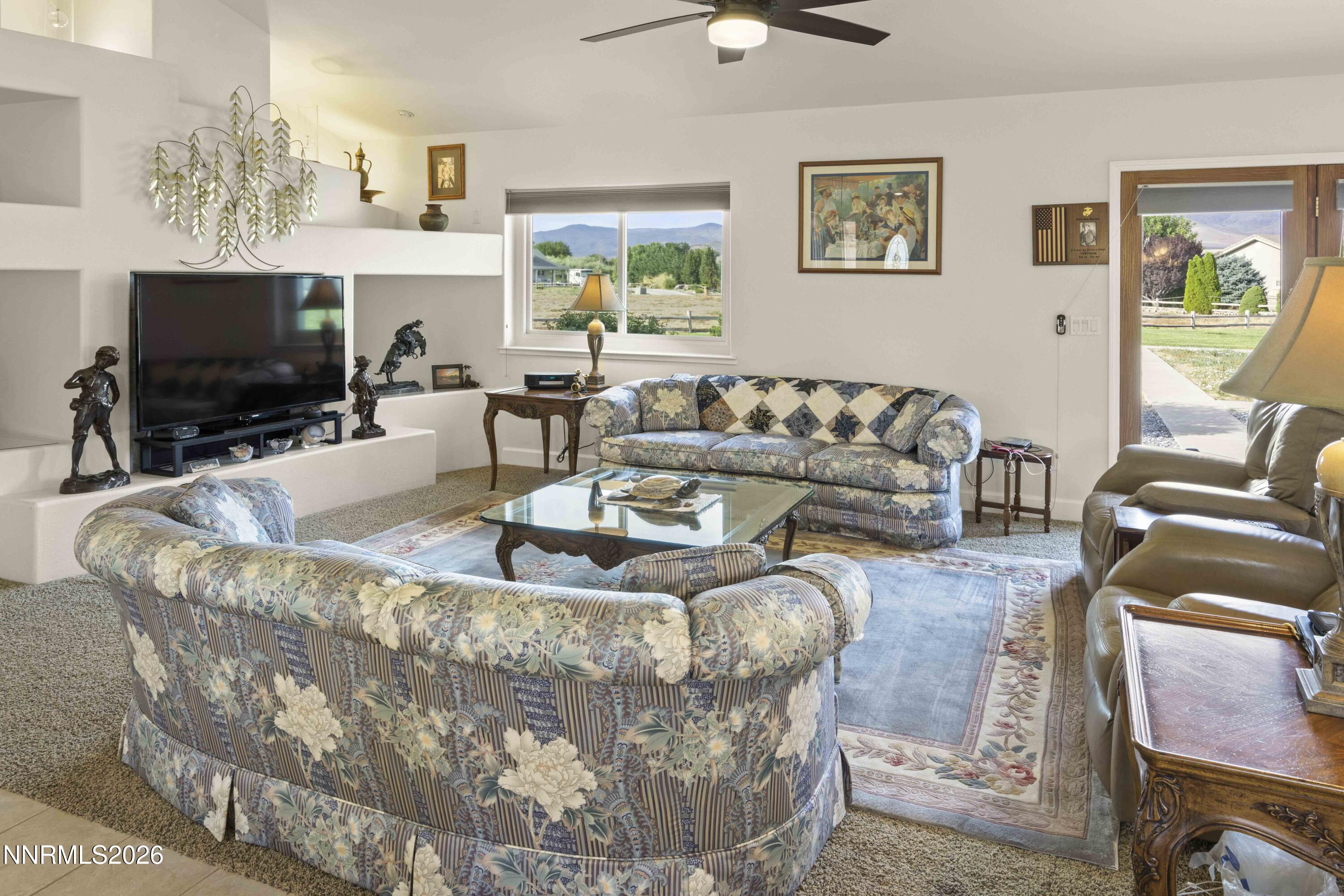 213 Quail Run Road Fernley, NV 89408 - Photo 17 of 46 _S1A0186