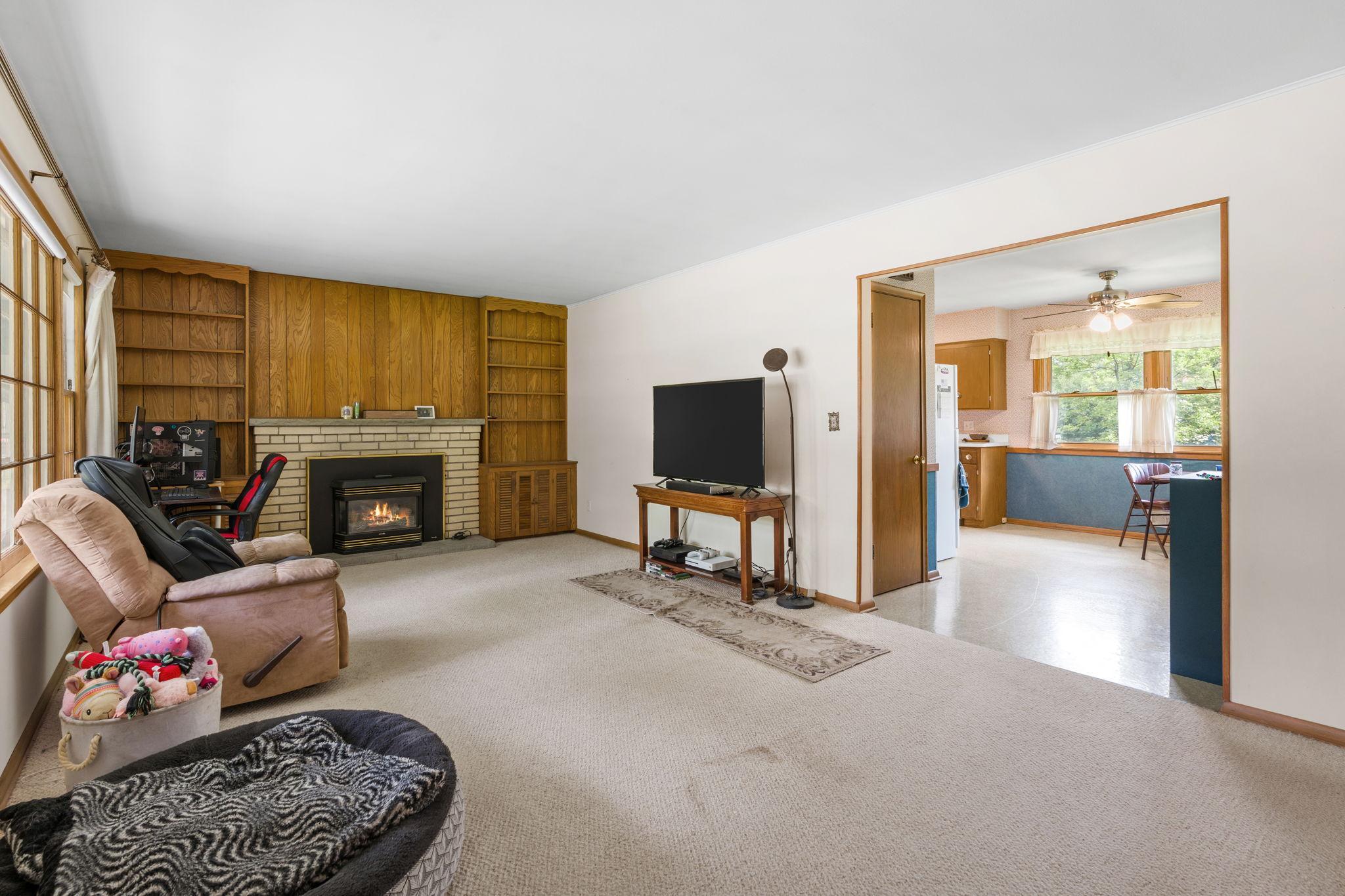 413 Whitegate Lane Wayzata, MN 55391 - Photo 15 of 48