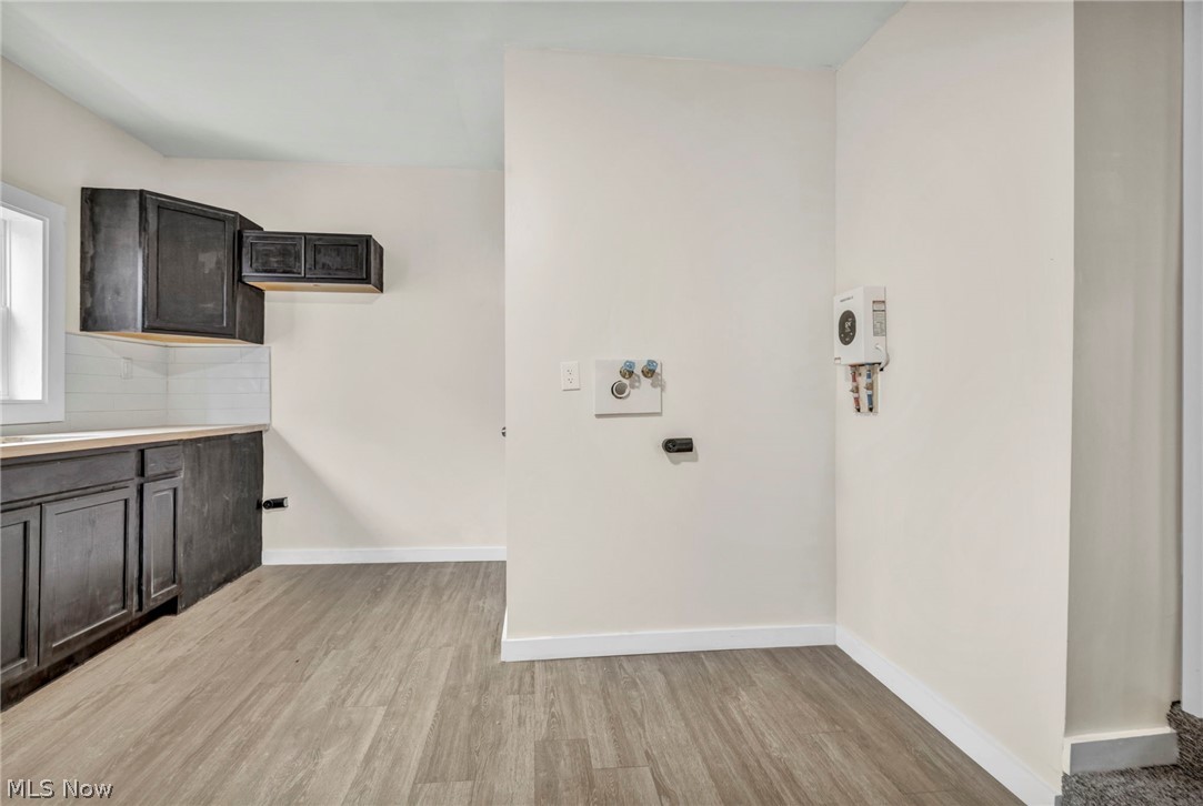2160 Fulton Road Cleveland, OH 44113 - Photo 16 of 39