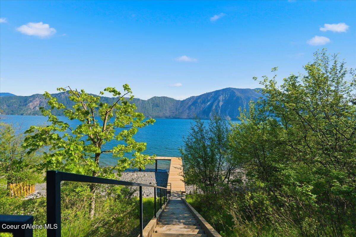 20246 East Cape Horn Road Bayview, ID 83803 - Photo 85 of 104 Stairs, Landing, and Dock