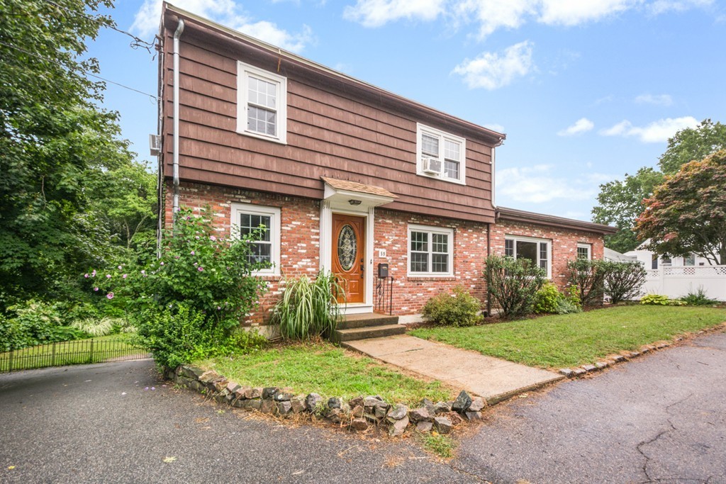 59 Strafford Road Westwood, MA 02090 - Photo 1 of 28 Gallery Image 1