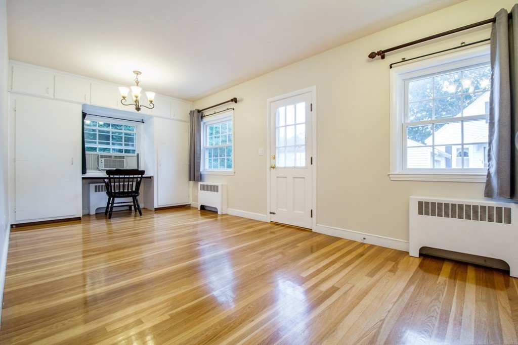 59 Strafford Road Westwood, MA 02090 - Photo 15 of 28 Gallery Image 15