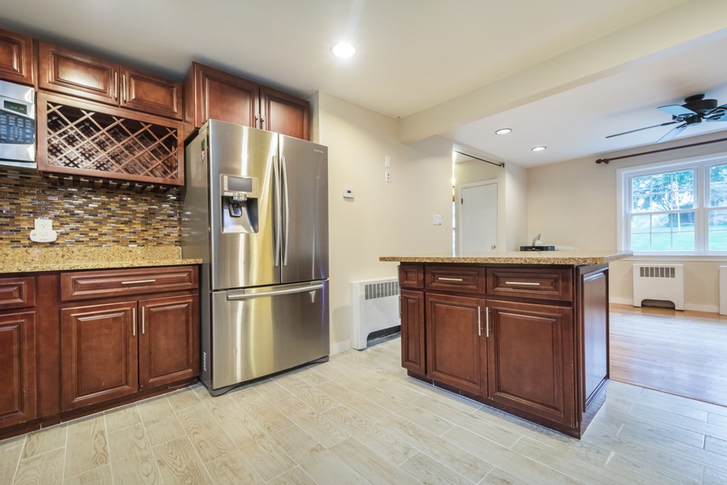 59 Strafford Road Westwood, MA 02090 - Photo 6 of 28 Gallery Image 6