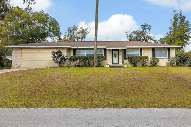 $305,000 | 306 South Park Avenue, Inverness, FL 34452