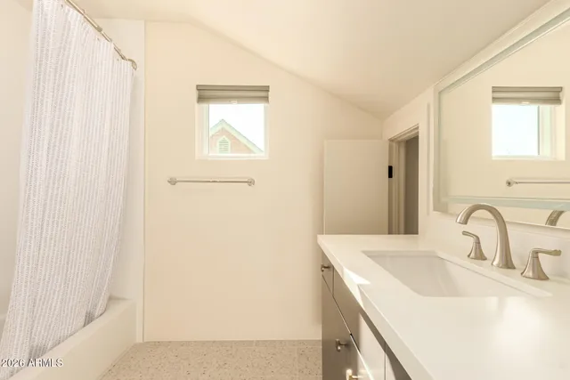 $1,350 | 125 North 11th Avenue, Unit B, Phoenix, AZ 85007