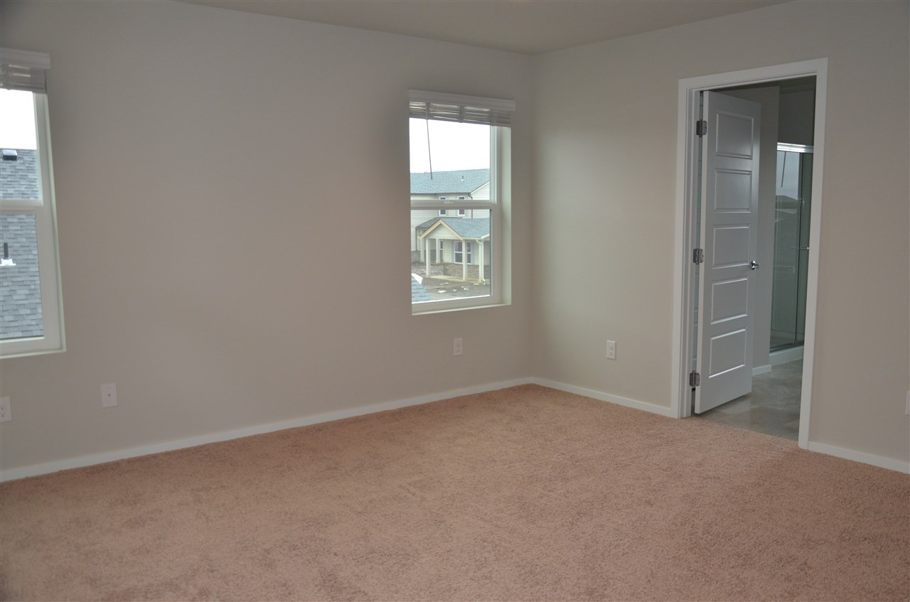 10021 West Richland Road Cheney, WA 99004 - Photo 7 of 11