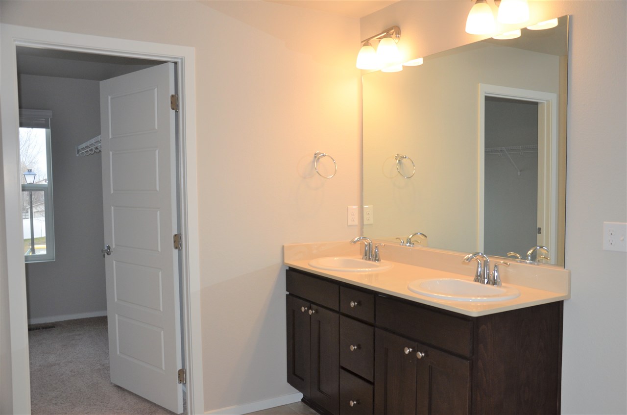 10021 West Richland Road Cheney, WA 99004 - Photo 8 of 11