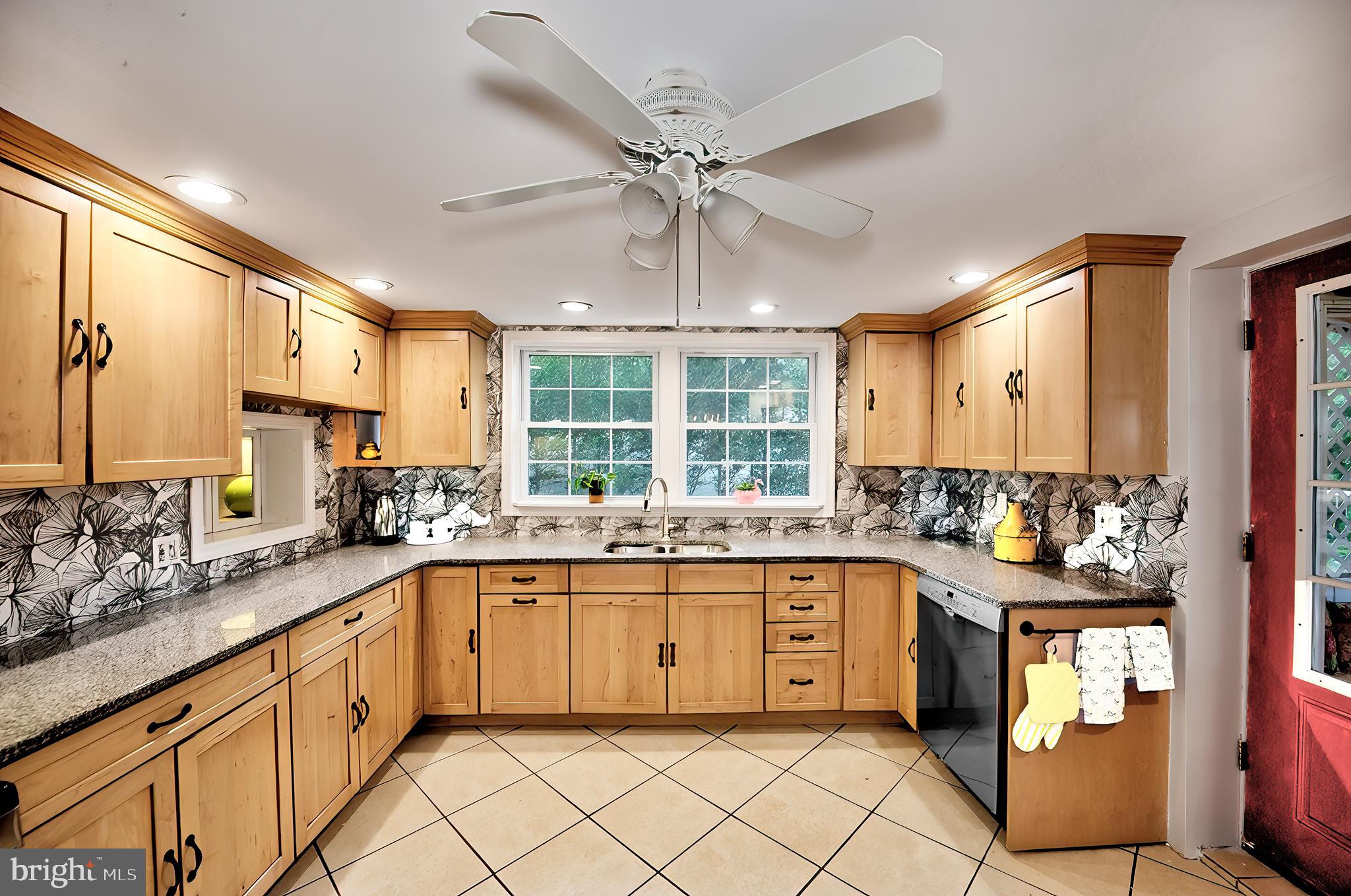 453 Conestoga Road Wayne, PA 19087 - Photo 8 of 19