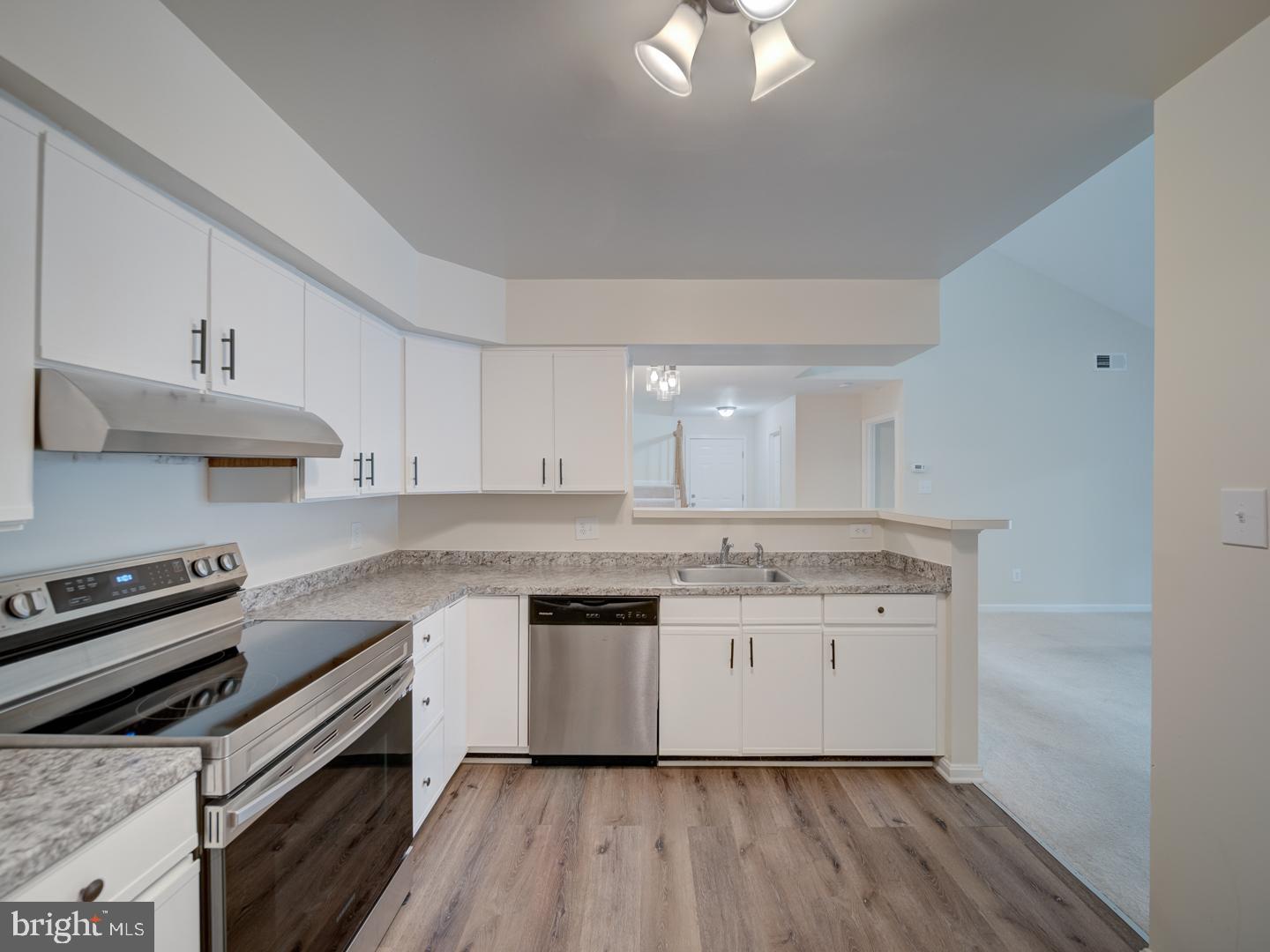 2233 Lovedale Lane, Unit I Reston, VA 20191 - Photo 25 of 56