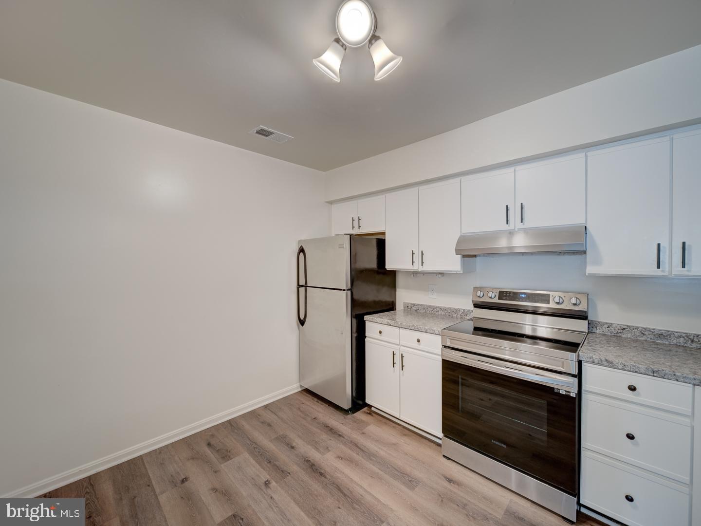 2233 Lovedale Lane, Unit I Reston, VA 20191 - Photo 27 of 56