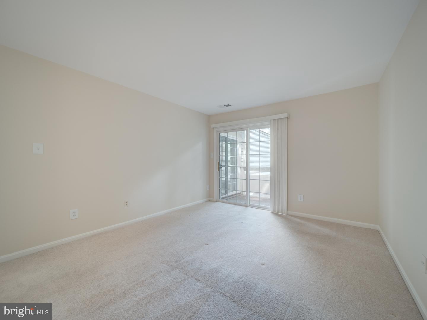 2233 Lovedale Lane, Unit I Reston, VA 20191 - Photo 30 of 56 Primary Bedroom