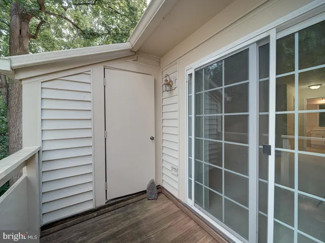 $406,500 | 2233 Lovedale Lane, Unit I, Reston, VA 20191