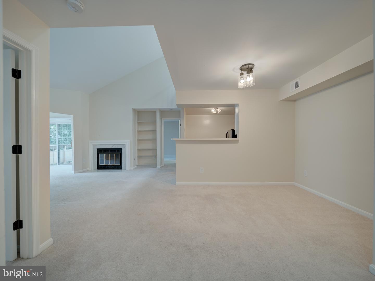 2233 Lovedale Lane, Unit I Reston, VA 20191 - Photo 10 of 56