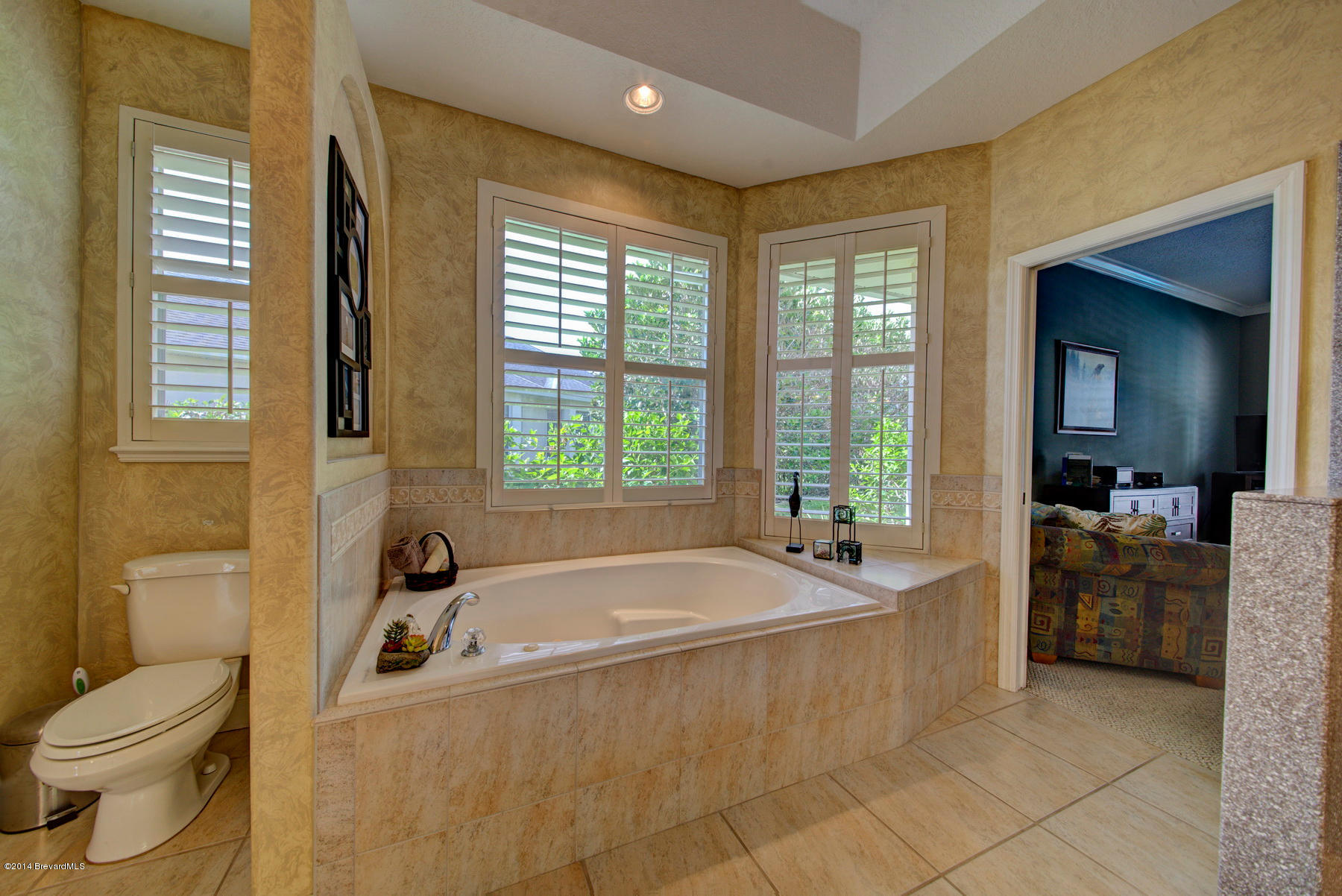 4230 Stoney Point Road, Unit SUNTREE Melbourne, FL 32940 - Photo 24 of 40 Master Bath