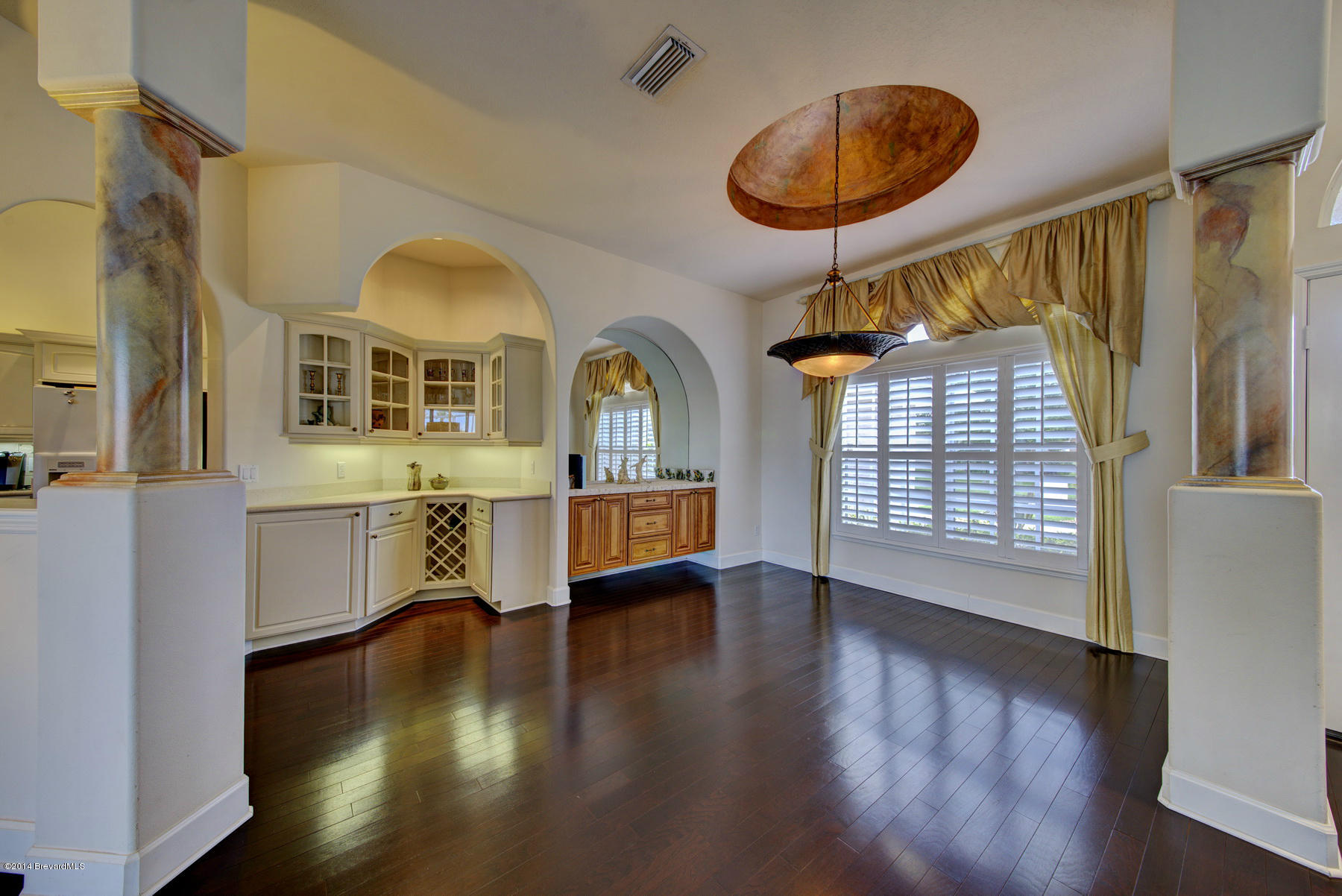 4230 Stoney Point Road, Unit SUNTREE Melbourne, FL 32940 - Photo 7 of 40 Dining Room