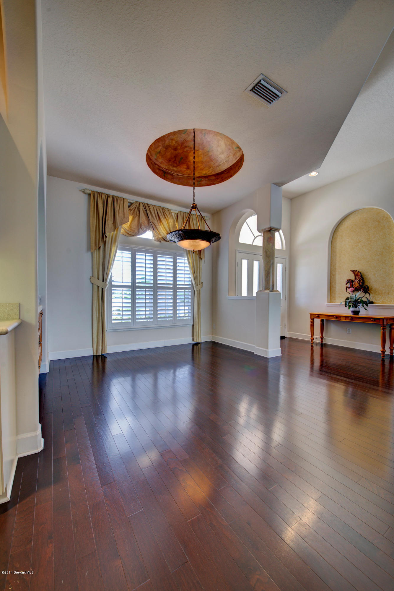 4230 Stoney Point Road, Unit SUNTREE Melbourne, FL 32940 - Photo 8 of 40 Formal_Dining