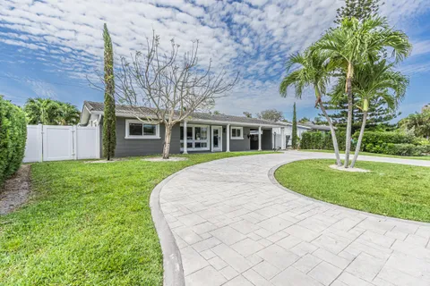 $799,999 | 2770 Northeast 53rd Street, Lighthouse Point, FL 33064