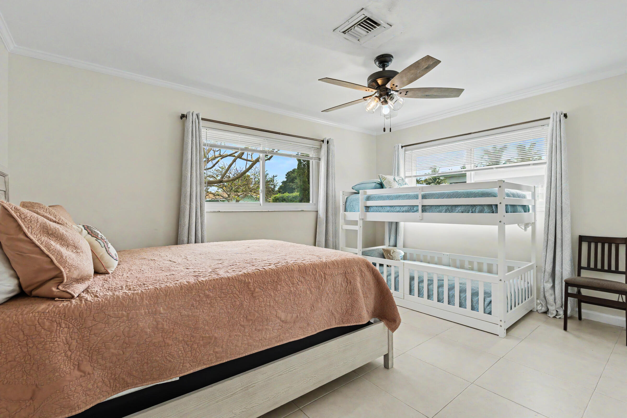 2770 Northeast 53rd Street Lighthouse Point, FL 33064 - Photo 14 of 58 2770-23