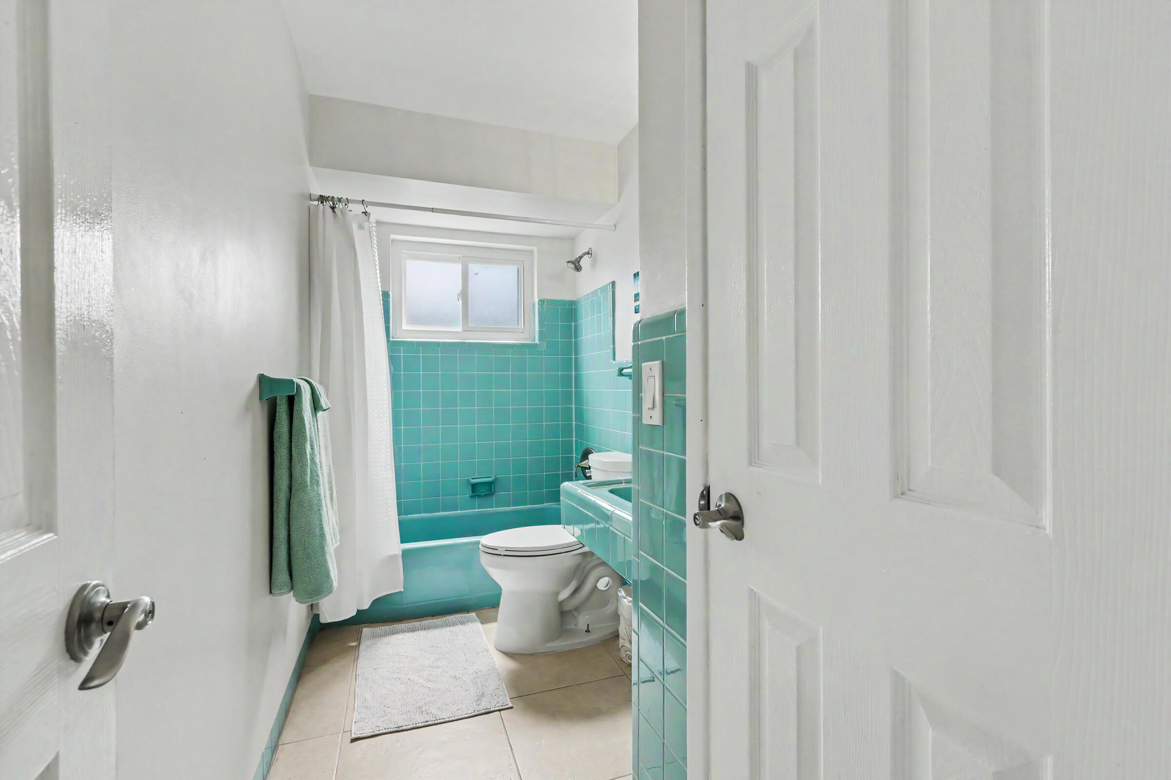 2770 Northeast 53rd Street Lighthouse Point, FL 33064 - Photo 18 of 58 2770-21