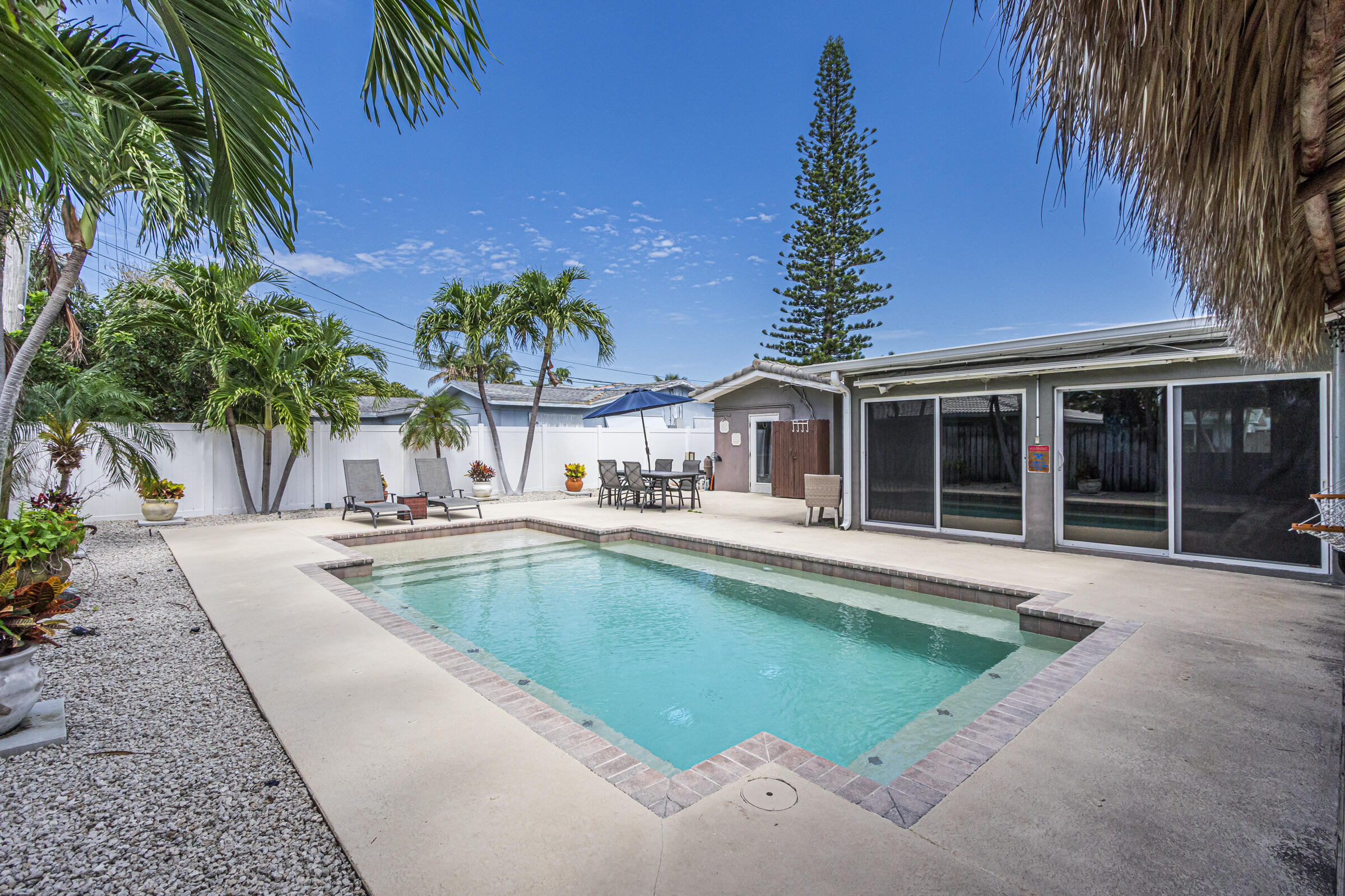 2770 Northeast 53rd Street Lighthouse Point, FL 33064 - Photo 43 of 58 2770-47