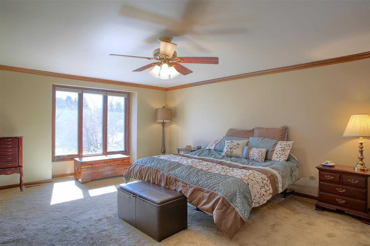 2614 Lambeth Park Rochester, MI 48306 - Photo 18 of 32 Master Bedroom
