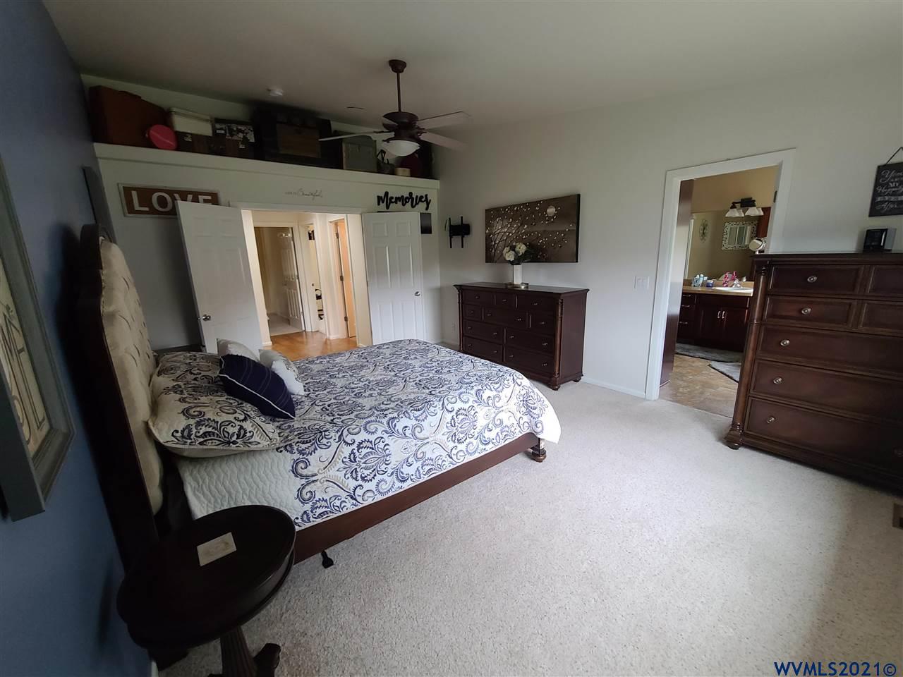 6216 Megan Street Northeast Albany, OR 97321 - Photo 8 of 25