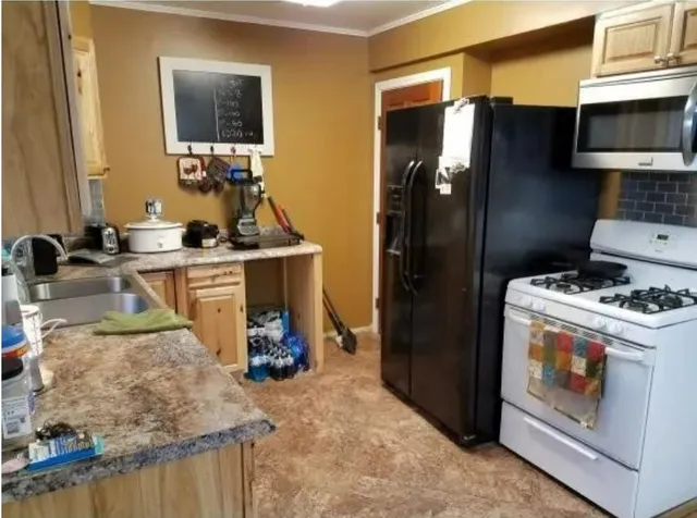 $195,888 | 5-7 Wheeler Street, Deposit, NY 13754