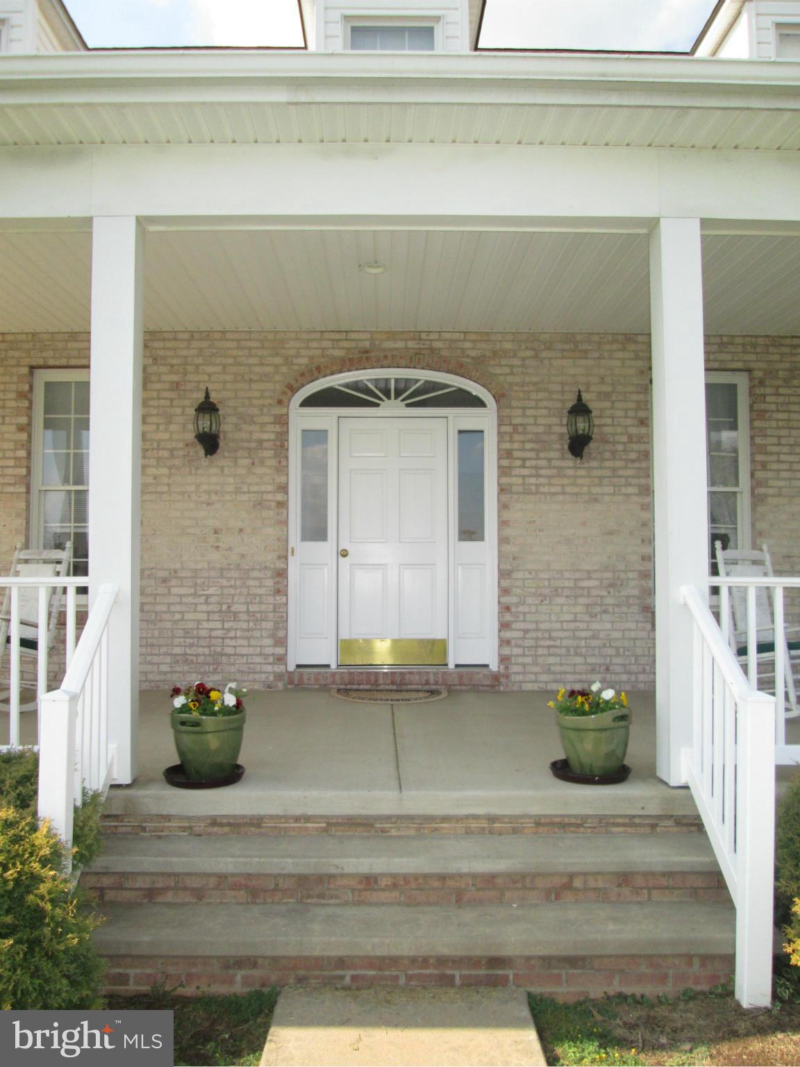 343 Russell Road Berryville, VA 22611 - Photo 3 of 30 Front Entry
