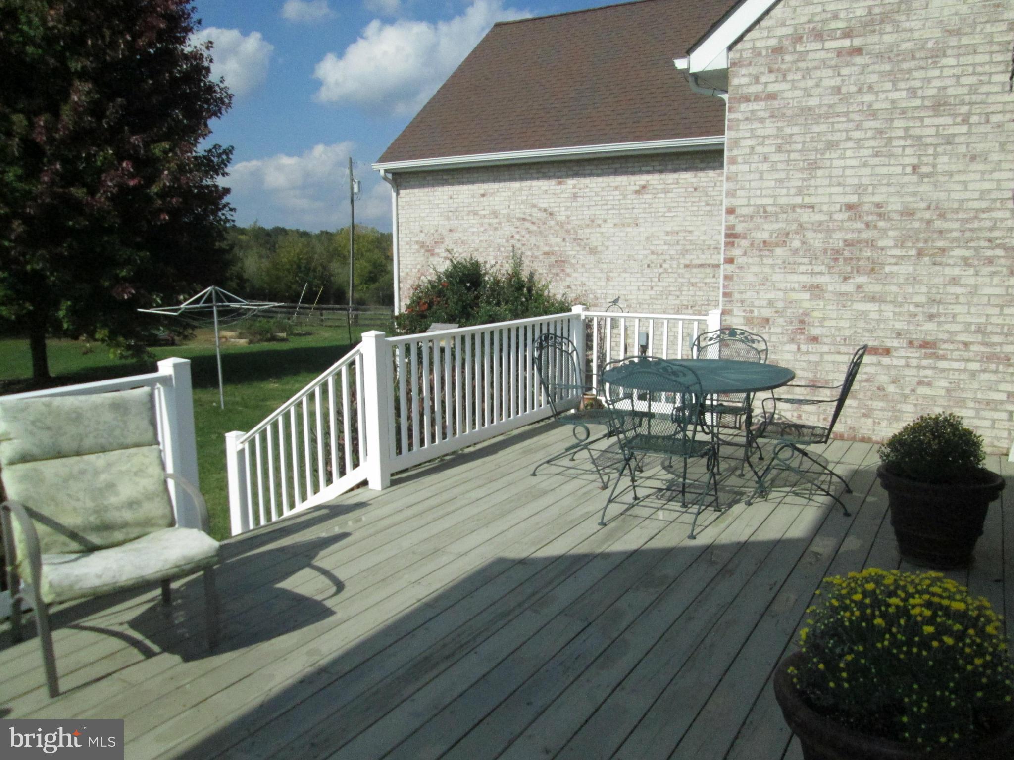343 Russell Road Berryville, VA 22611 - Photo 26 of 30 Rear Deck