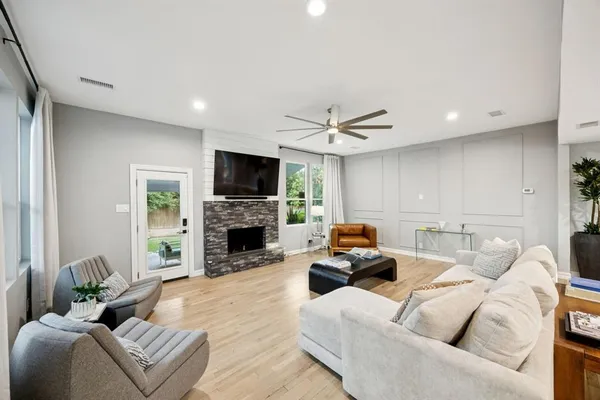 $5,700 | 7018 Blackwood Drive, Dallas, TX 75231