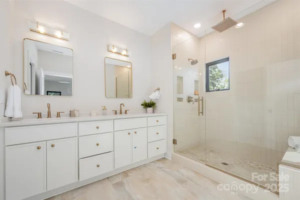 $1,254,000 | 2001-1121 Renner Street, Charlotte, NC 28216