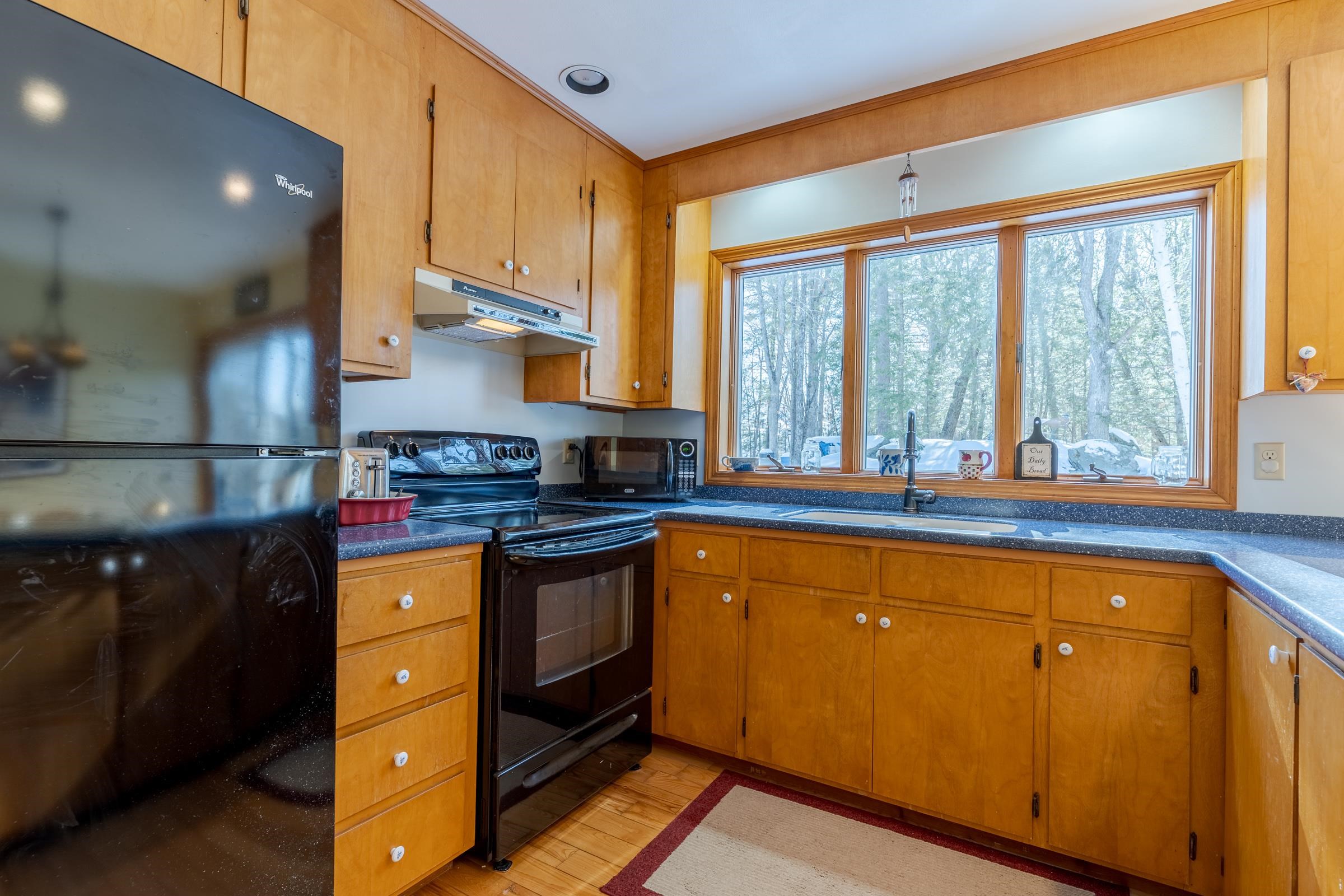 88 Mast Road Dover, NH 03820 - Photo 12 of 36