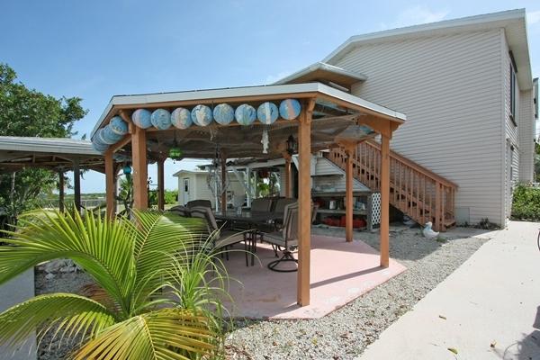 3984 Eugene Road Big Pine Key, FL 33043 - Photo 8 of 36 Back, Gazebo
