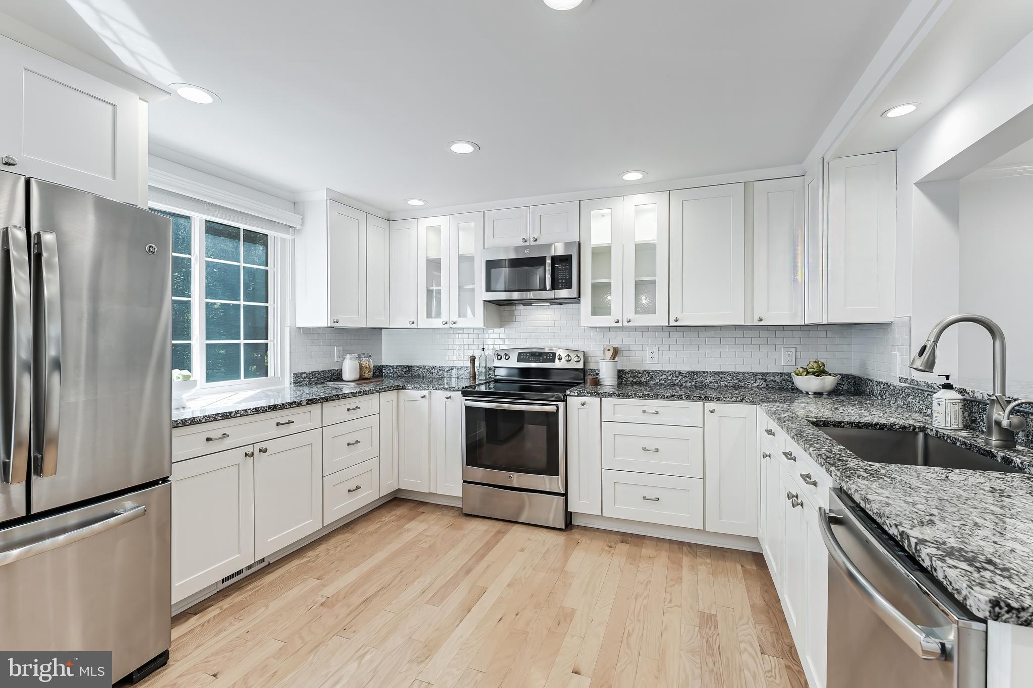 1654 Barnstead Drive Reston, VA 20194 - Photo 11 of 57 Gallery Image 11