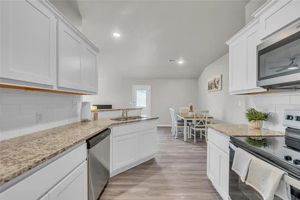 $1,900 | 502 South Mary Jo Drive, Harker Heights, TX 76548