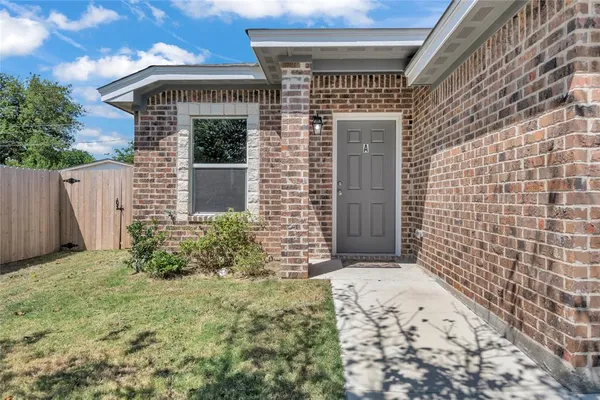 $1,900 | 502 South Mary Jo Drive, Harker Heights, TX 76548