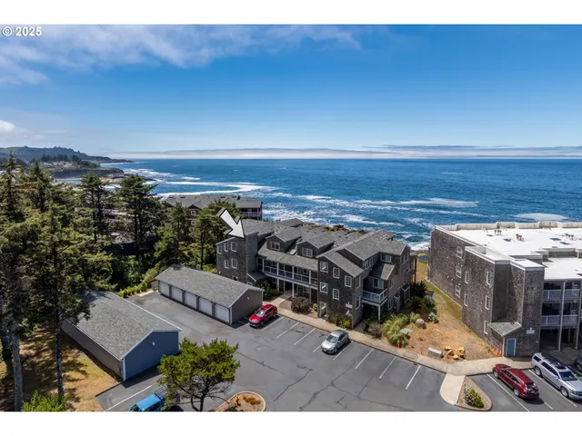 $535,000 | 1113 Highway 101, Unit 9, Depoe Bay, OR 97341