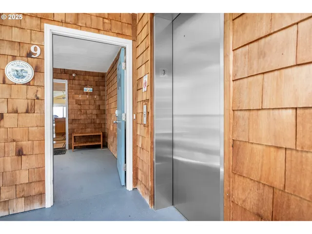 $535,000 | 1113 Highway 101, Unit 9, Depoe Bay, OR 97341