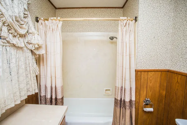 $185,000 | 312 Ave D, Olton, TX 79064