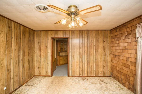 $185,000 | 312 Ave D, Olton, TX 79064