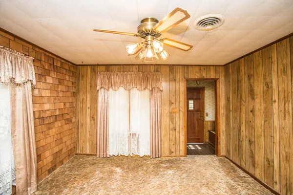 $185,000 | 312 Ave D, Olton, TX 79064