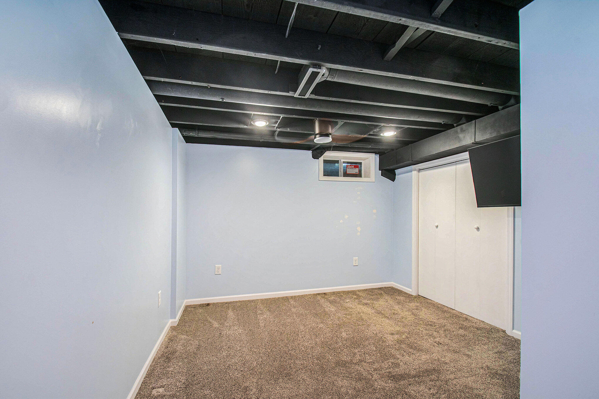 225 Holton Road La Porte, IN 46350 - Photo 12 of 15 2038x1359