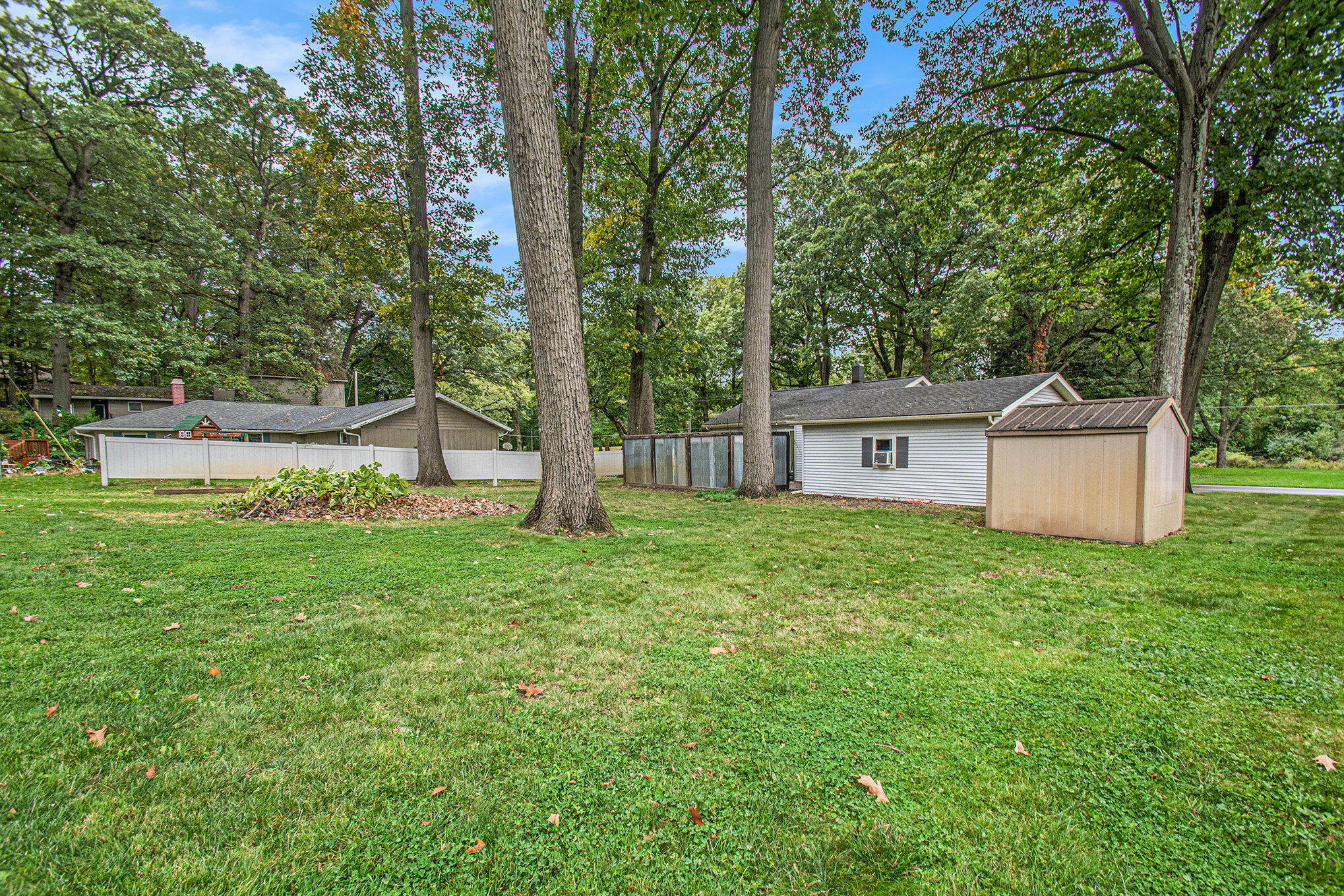 225 Holton Road La Porte, IN 46350 - Photo 15 of 15 2038x1359