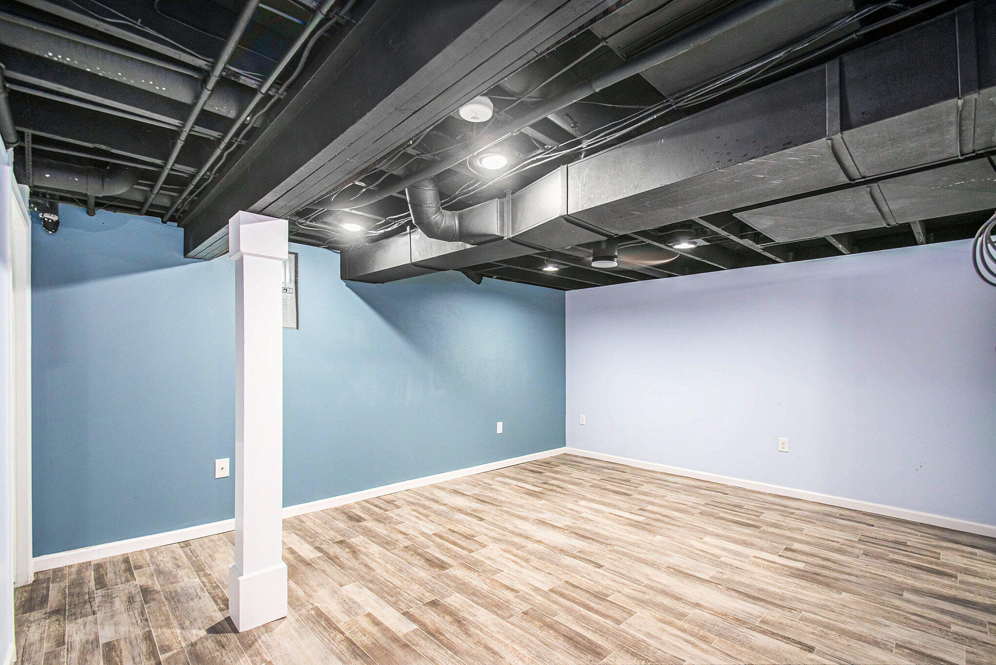 225 Holton Road La Porte, IN 46350 - Photo 10 of 15 2038x1360