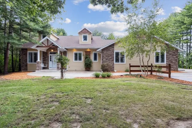 $825,900 | 9419 North Raven Court, Milton, WI 53563